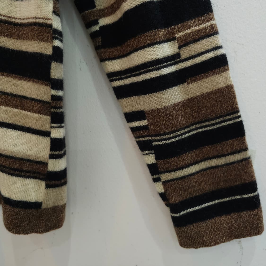 LANCEL 울 100% 스트라이프 하이넥 니트 상품이미지5