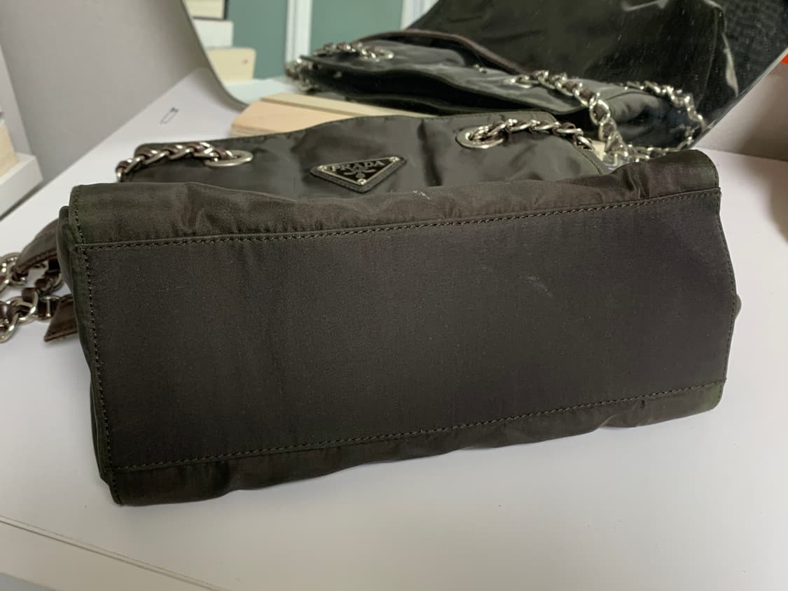 프라다 삼각로고 다크브라운 나일론 체인 숄더백 상품이미지7