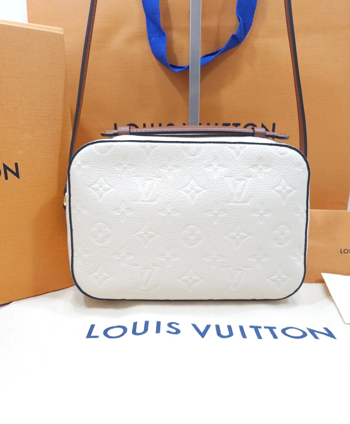 루이비통 앙프렝뜨 생통주 크림 상품이미지2