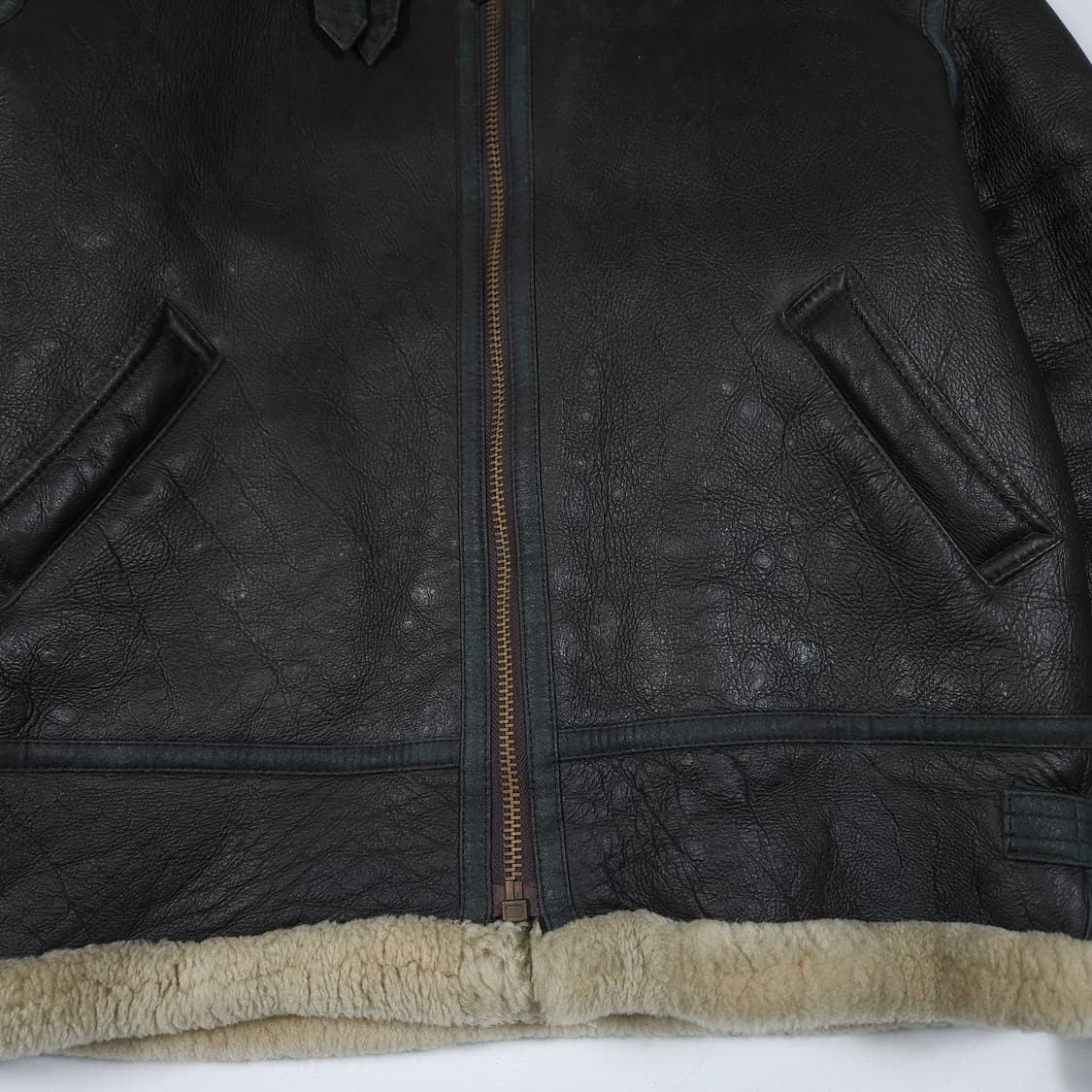 스투시 B-3 무스탕 상품이미지3