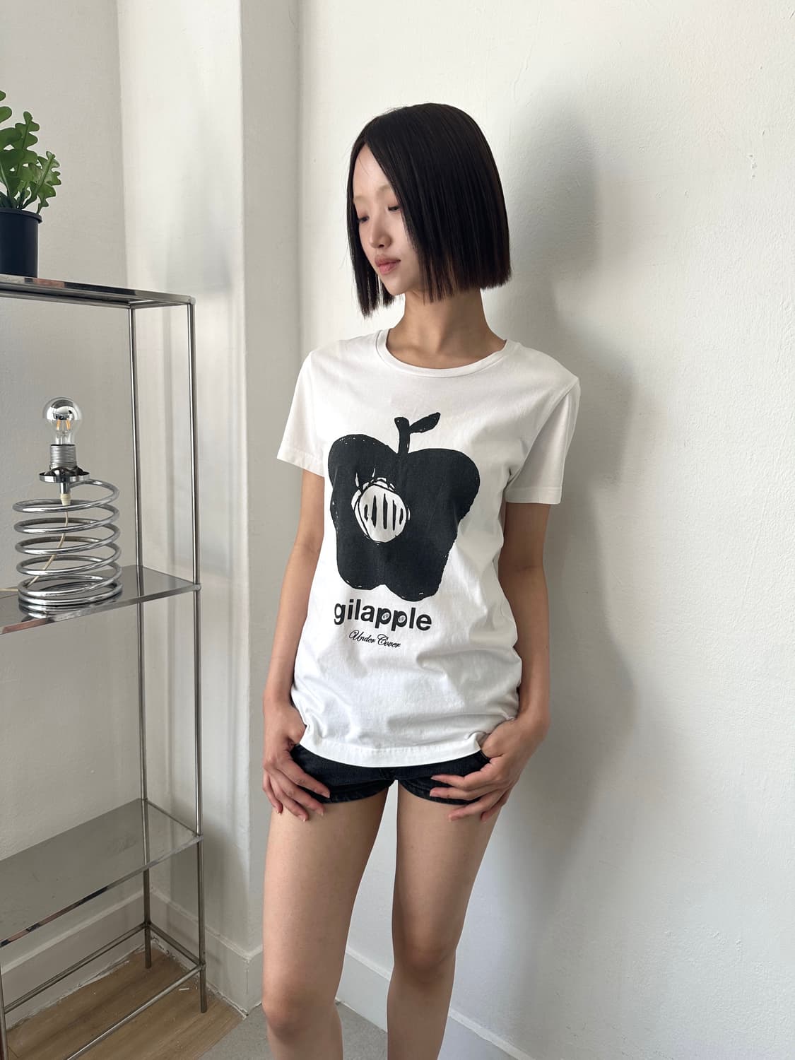 언더커버 Gilapple 그래픽 반팔 티셔츠 상품이미지1