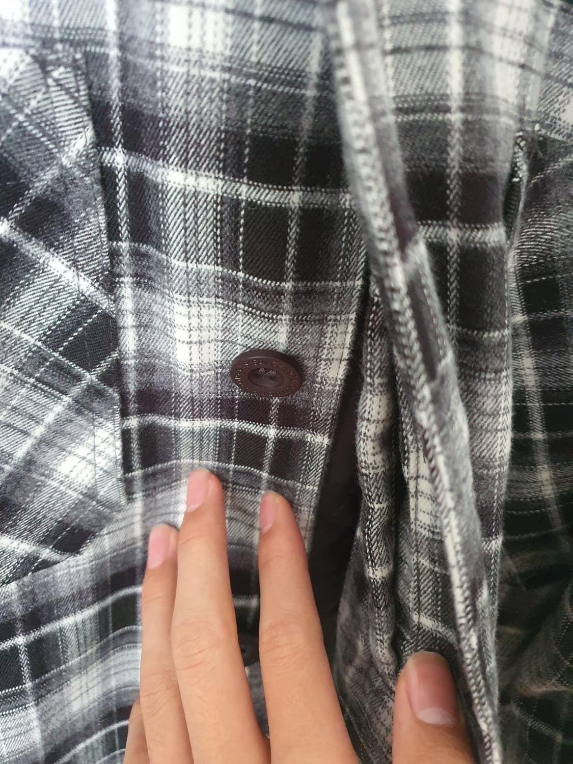 체크남방 아웃도어 실착1회 상태 최상 상품이미지3