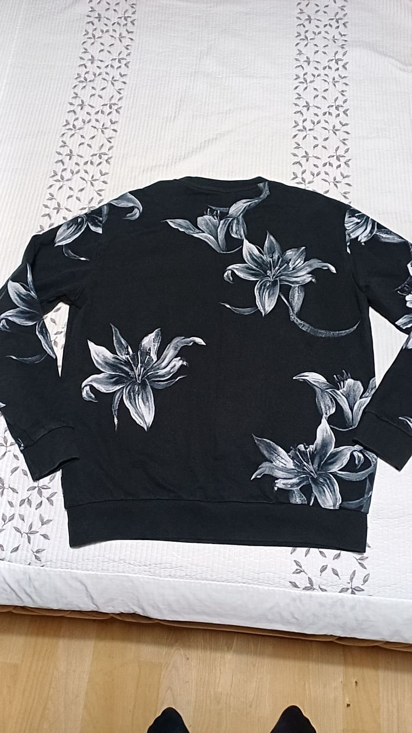 자라 플라워맨투맨 105 가슴58 기장70 상품이미지3