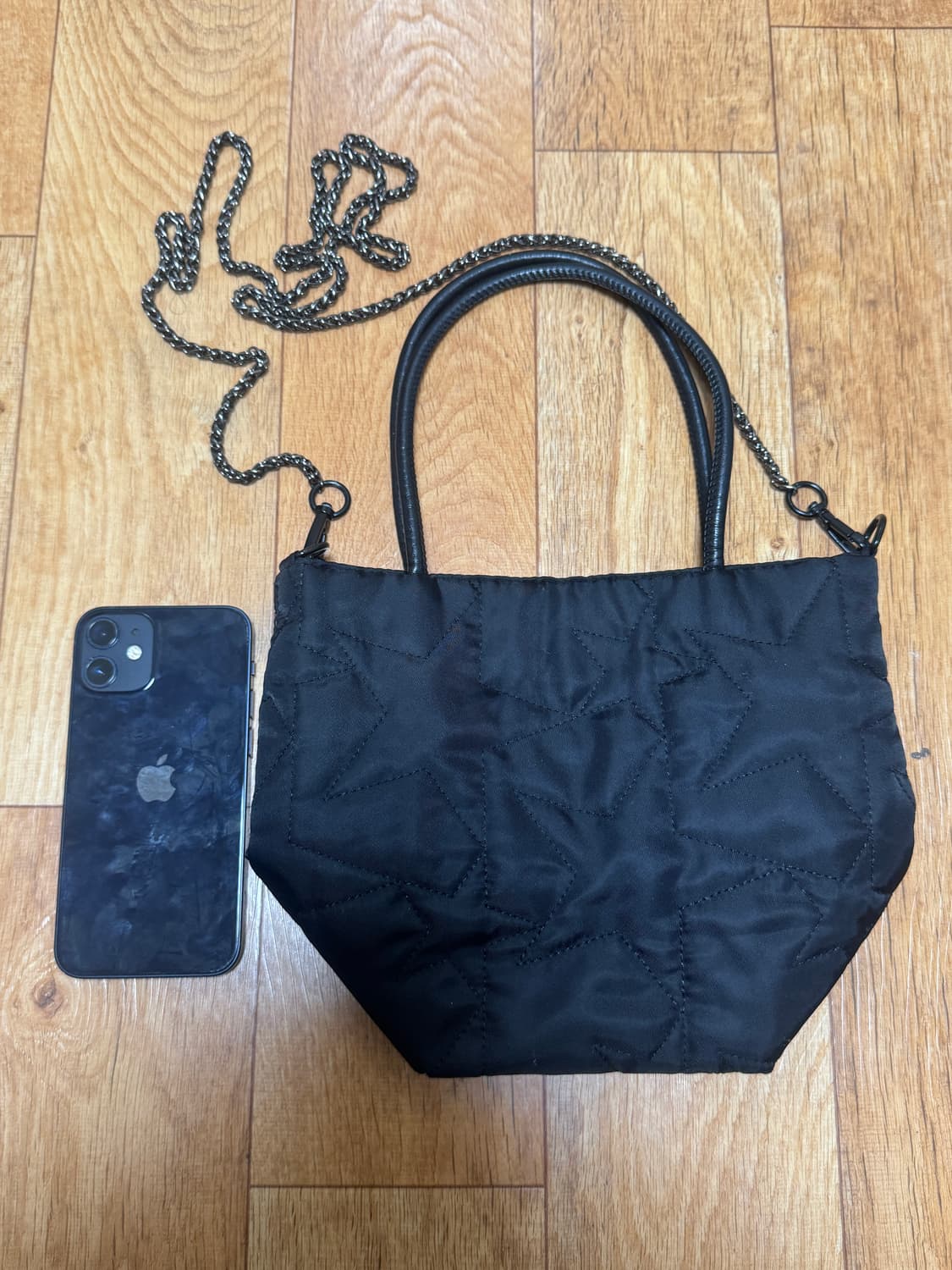 블랙 체인 크로스 퀼팅백 상품이미지2