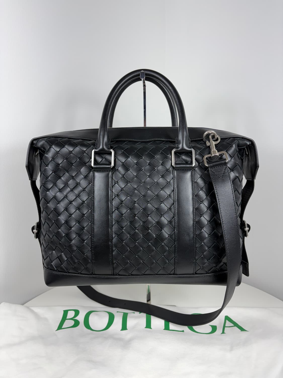 보테가베네타 인트레치아토 클래식 서류가방 토트백 상품이미지2