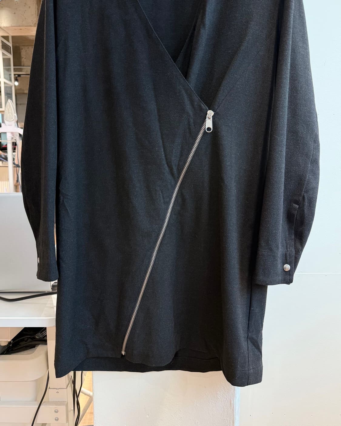 mm6 블랙 사선 집업 자켓  상품이미지6