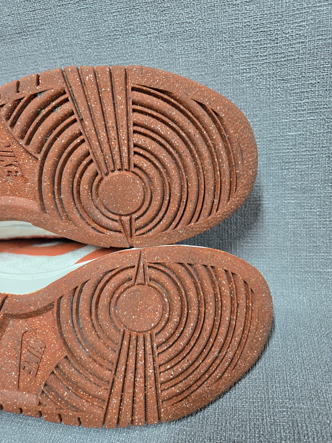 나이키 덩크 로우 검노260mm 상품이미지7
