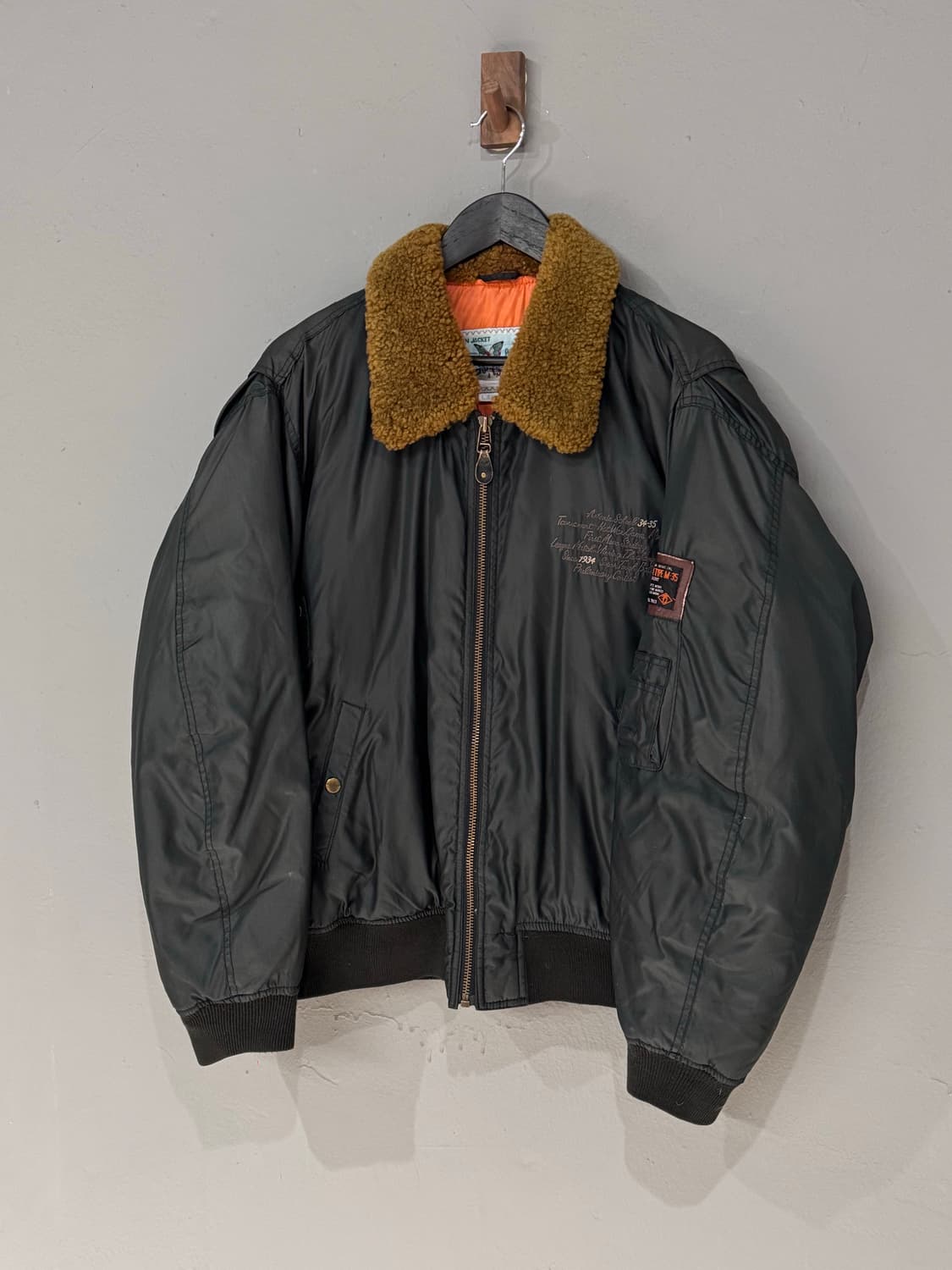 90s 맥호프 타입 M-35 다운 봄버자켓 상품이미지1