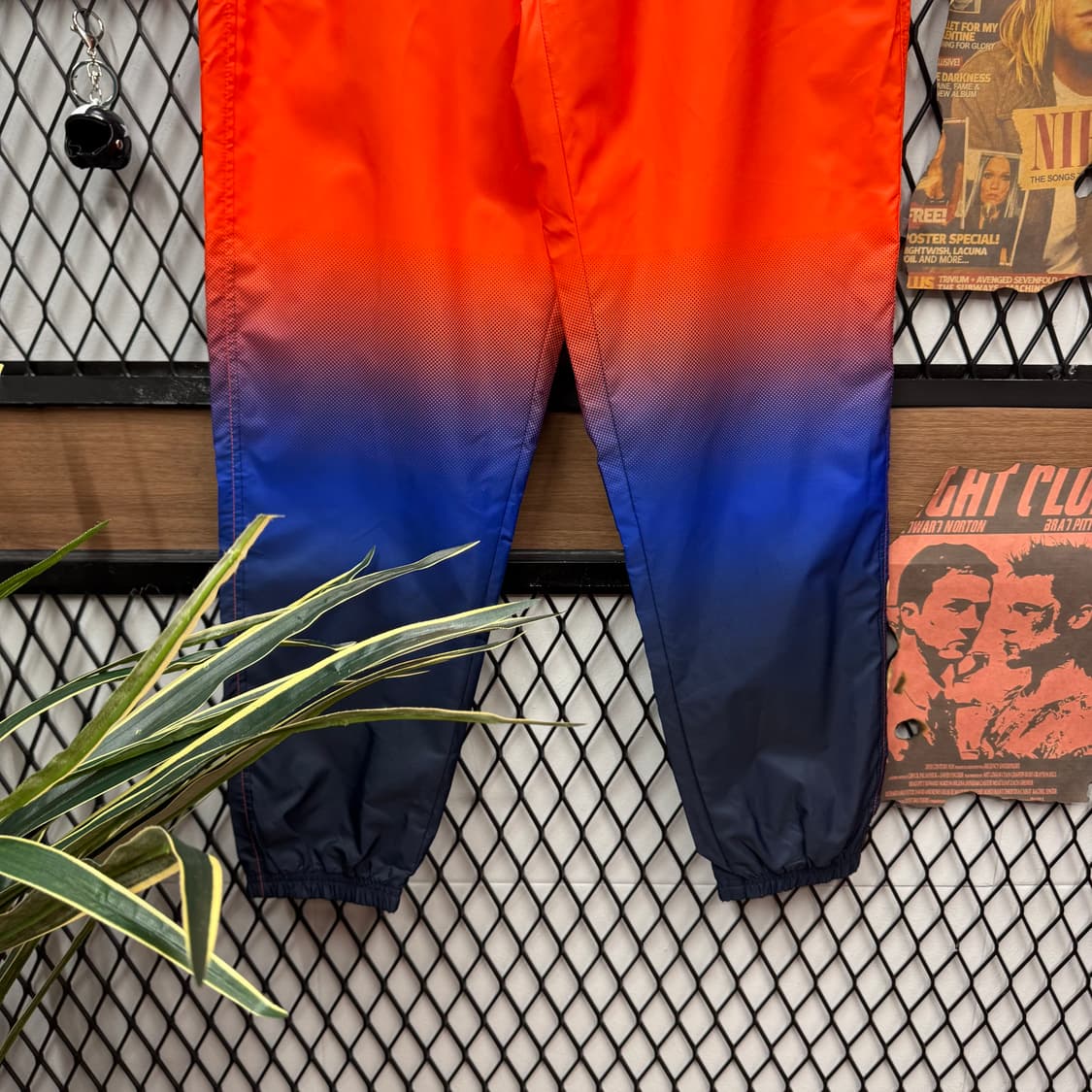 폴로 랄프로렌 그라데이션 우븐 조거 팬츠 레드 블루 블랙 배색 상품이미지4