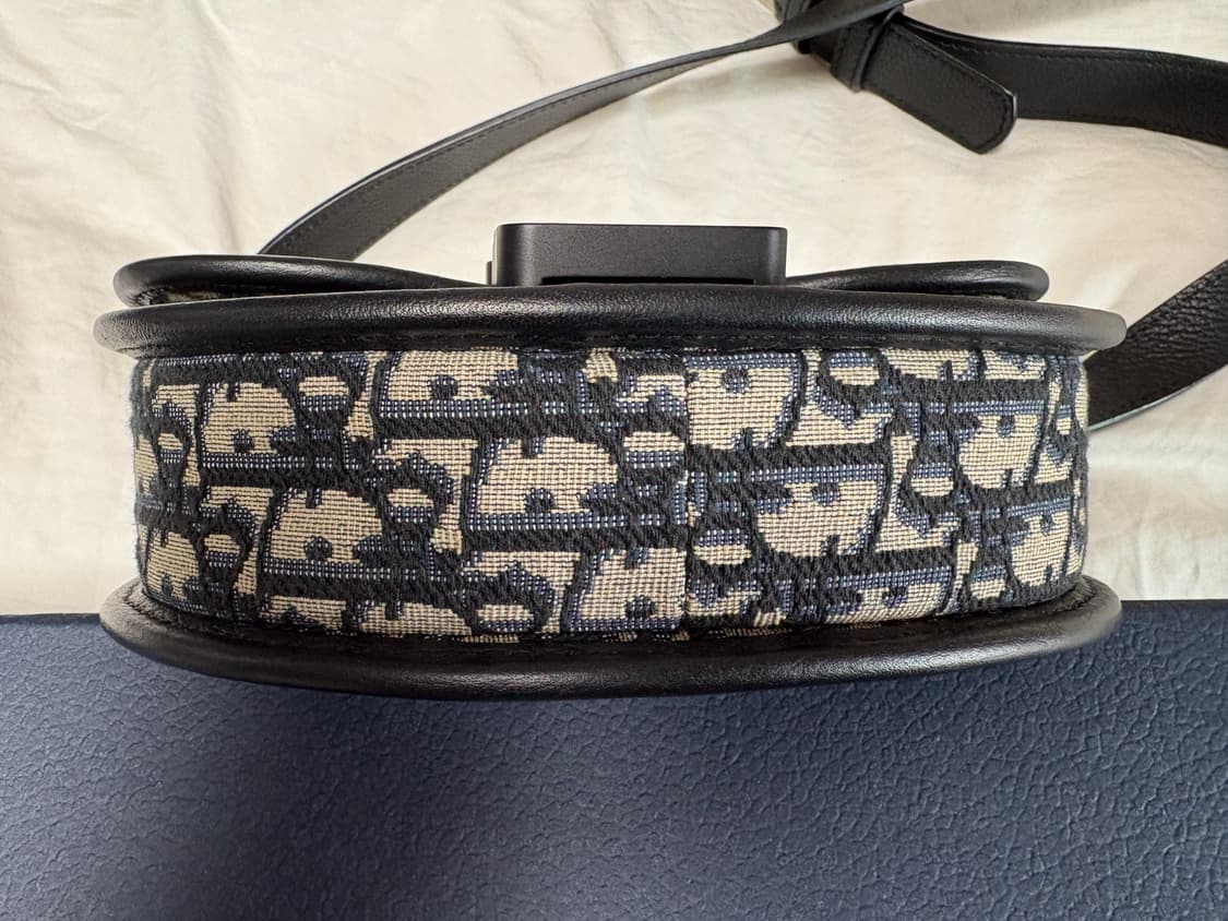 디올 오블리크 미니 숄더백 겸 크로스백 상품이미지6