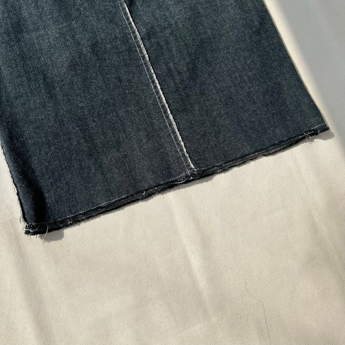 마틴 마르지엘라 6라인 컷오프 데님 미니 스커트 상품이미지3