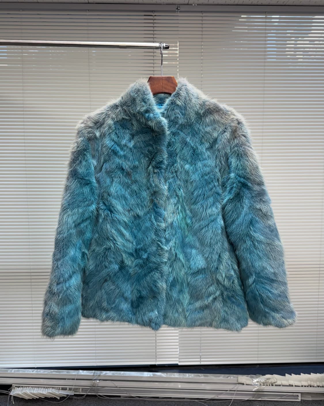 saga mink 블루 퍼 자켓 상품이미지4