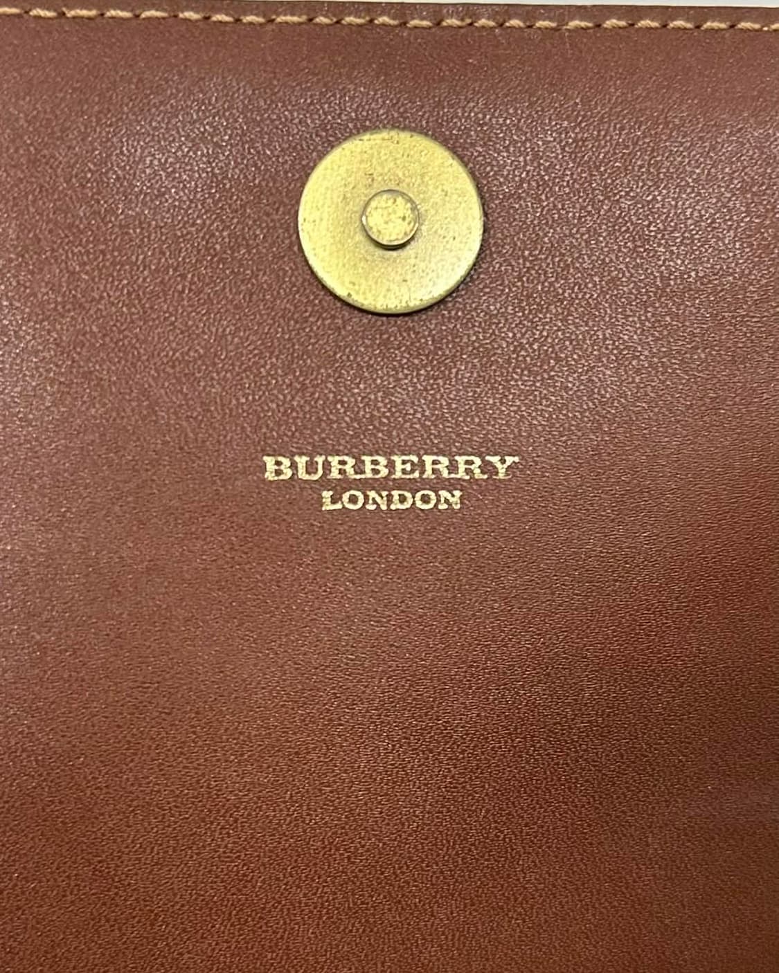 버버리 노바체크 플랩 숄더 토트백 상품이미지6