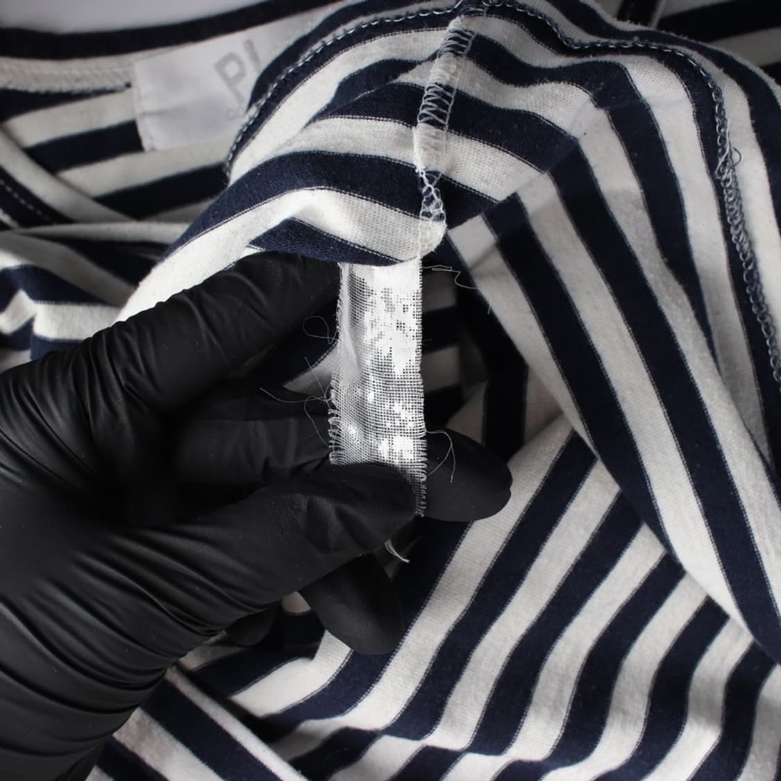 꼼데가르송 플레이 레드 하트 스트라이프 반팔티 L 상품이미지6