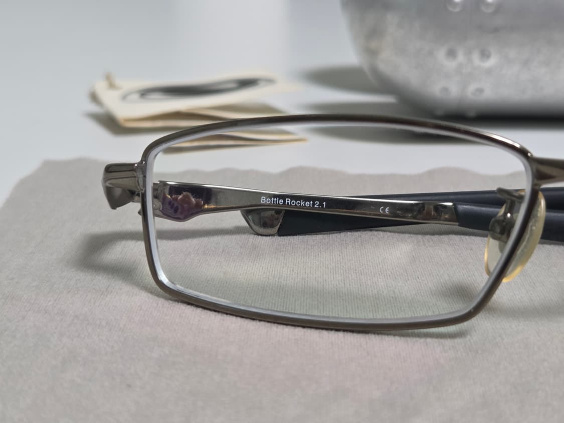 Oakley Bottle Rocket 2.1 판매합니다. 상품이미지4