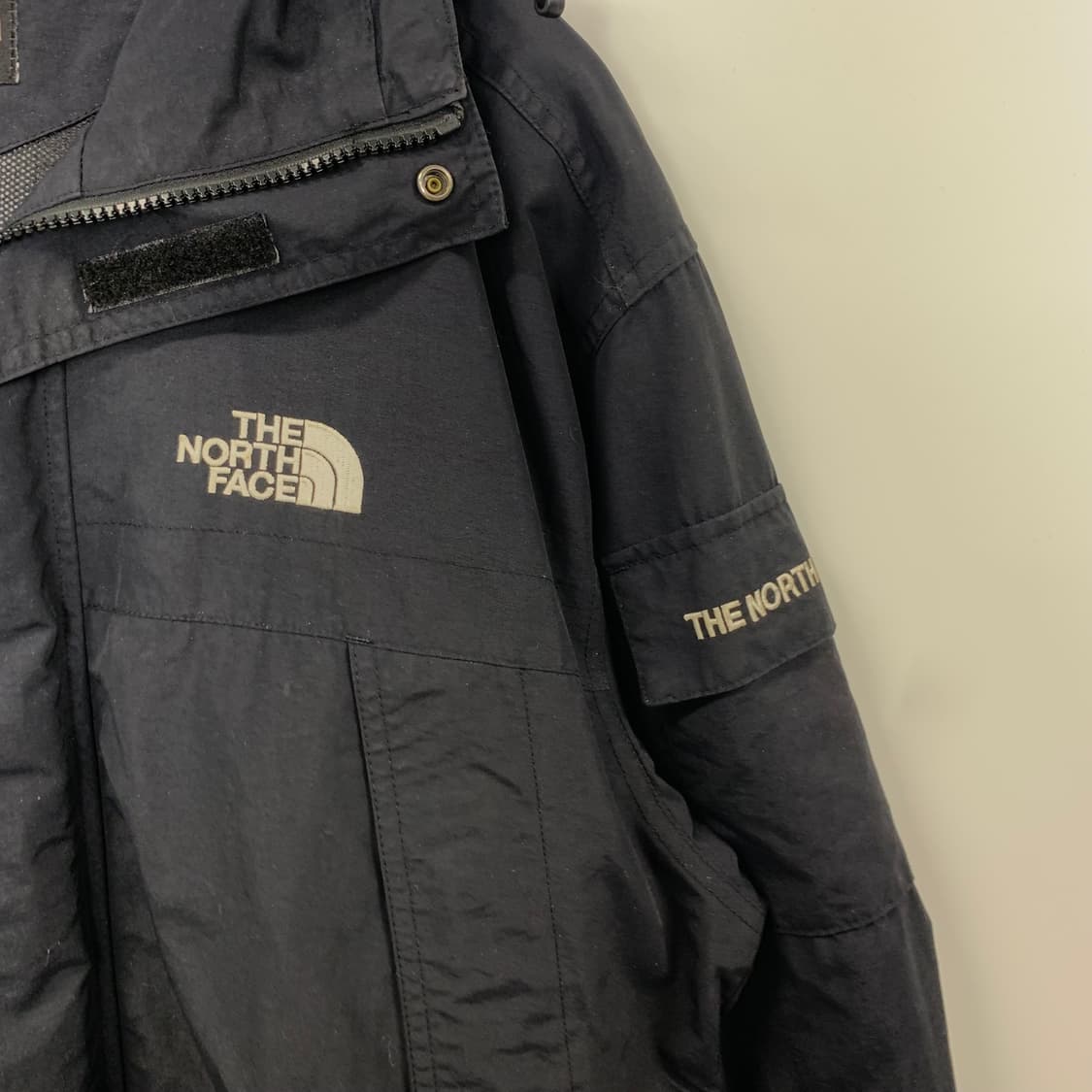 노스페이스 블랙 포켓 윈드 바람막이 자켓 상품이미지4