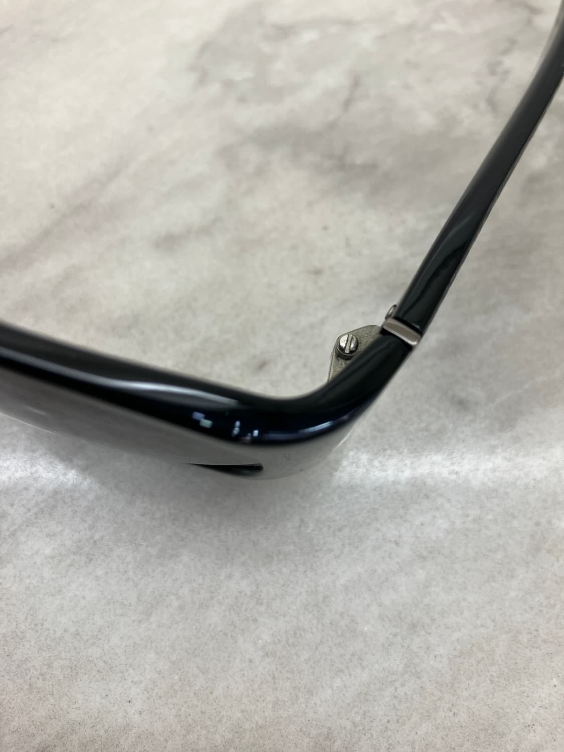 로에베 LOEWE 블랙 오벌 선글라스 상품이미지2