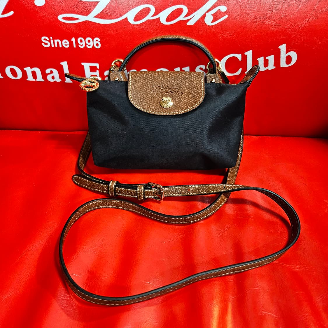 롱샴(Longchamp) 플리아쥬 미니 핸들 크로스백  상품이미지1