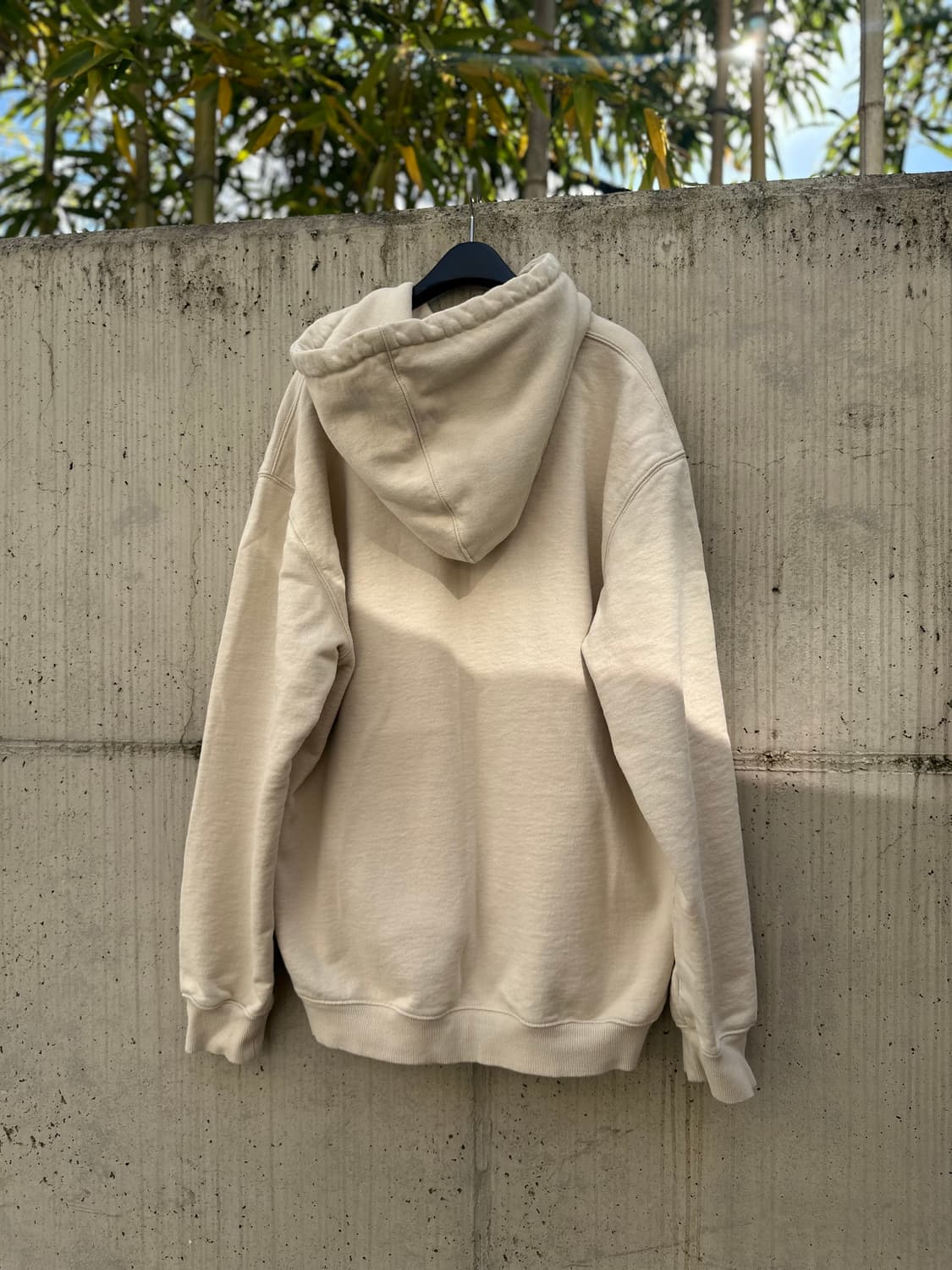 YESEYESEE Oval Logo Hoodie 상품이미지2