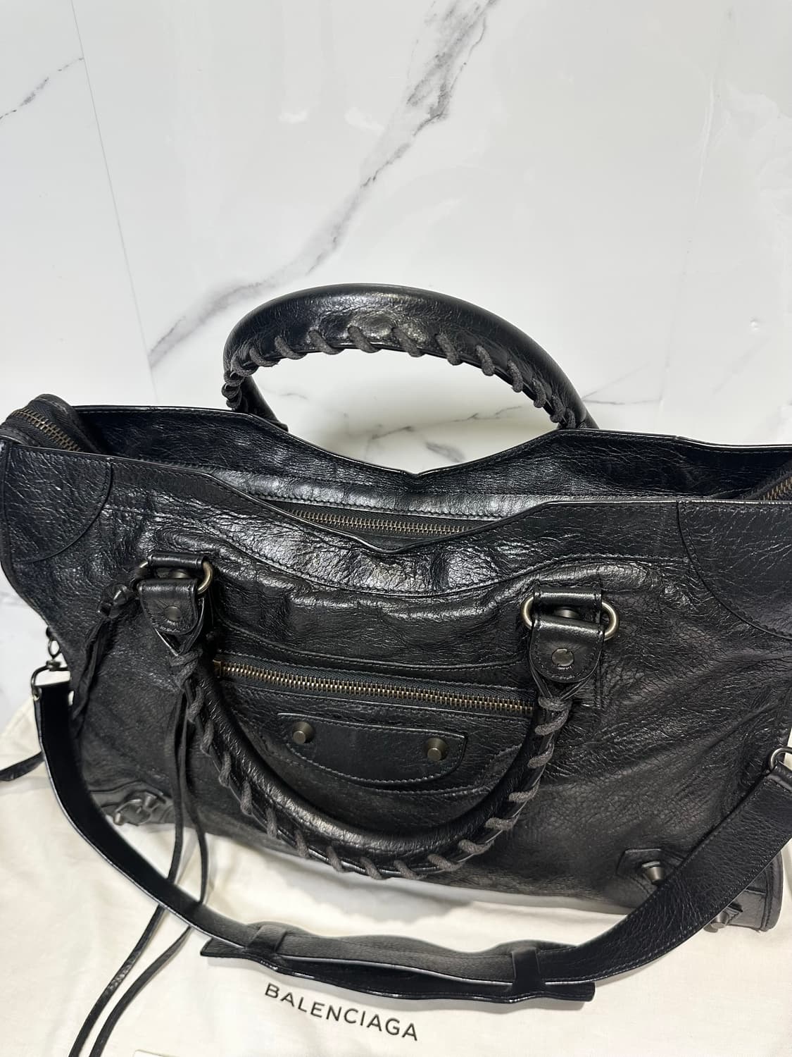 [A+ 정품] 발렌시아가 시티 모터백 미디움 블랙 상품이미지5