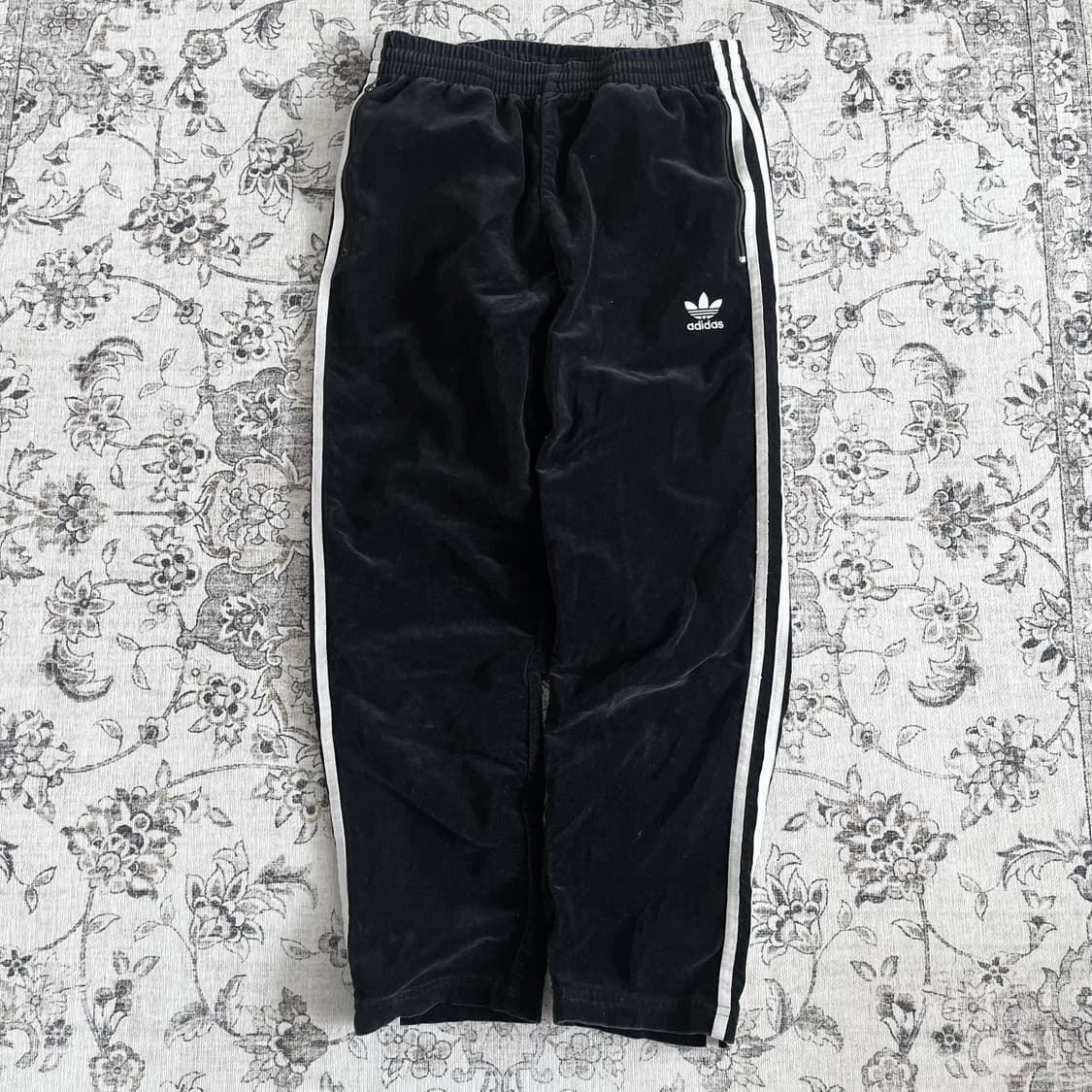 아디다스 일본판 유로파 벨벳 트랙팬츠 상품이미지1