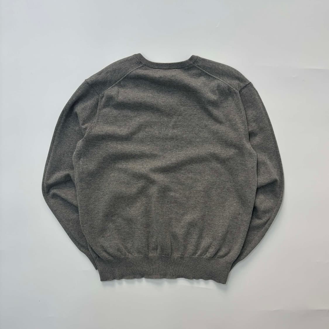 폴로 랄프로렌 신형 라벨 그레이 피마코튼 브이넥 니트(S) 상품이미지3