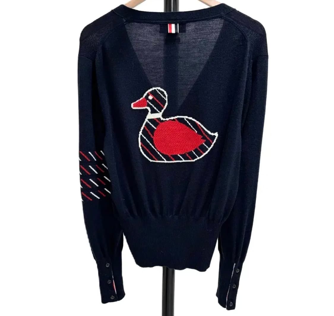 [4]톰브라운 사선완장 덕 가디건 상품이미지1