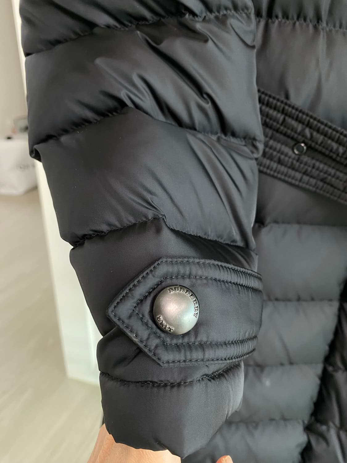 버버리브릿 패딩 블랙 S 55-551/2 상품이미지4