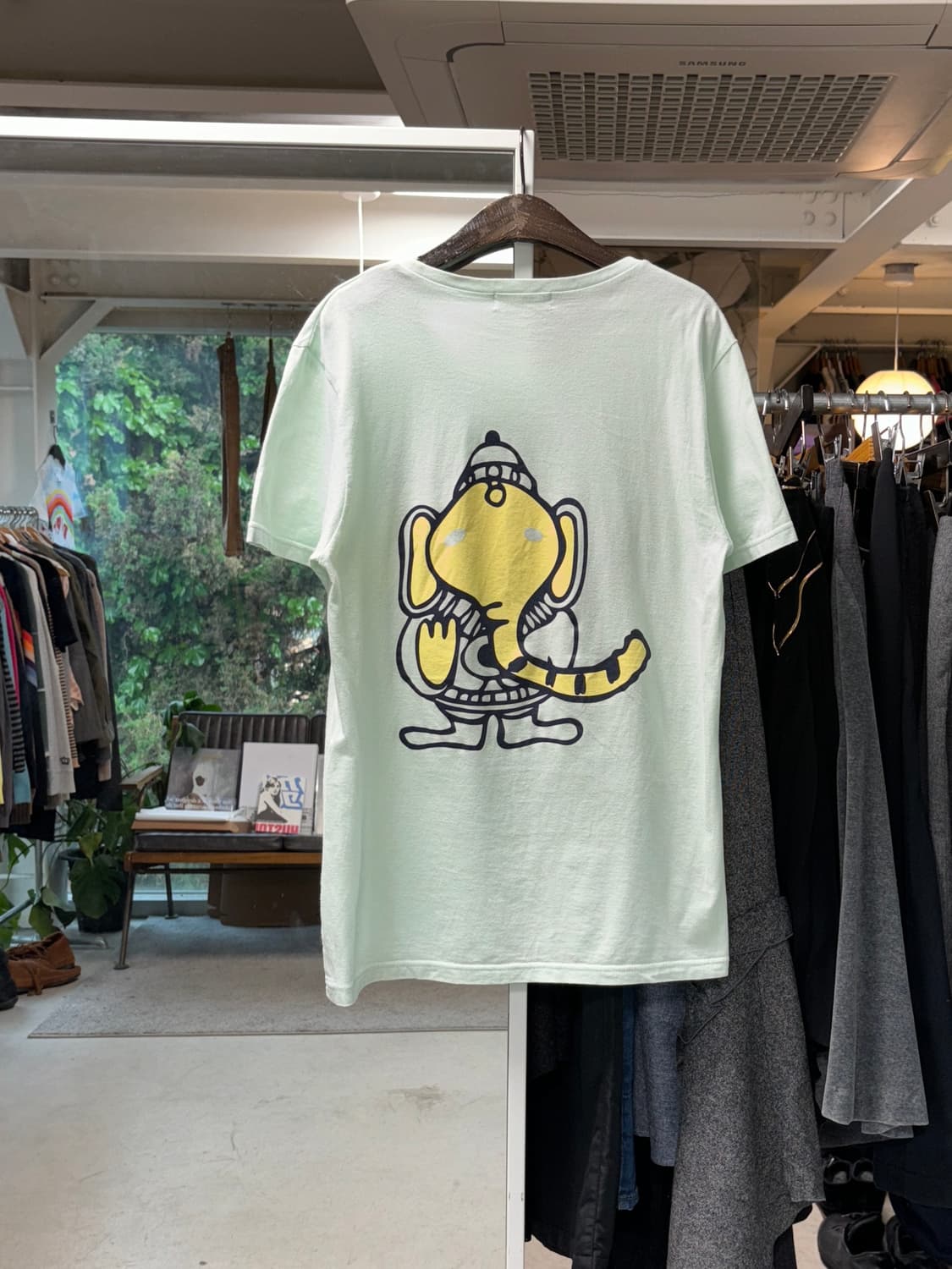 네넷 코끼리 티셔츠 상품이미지2