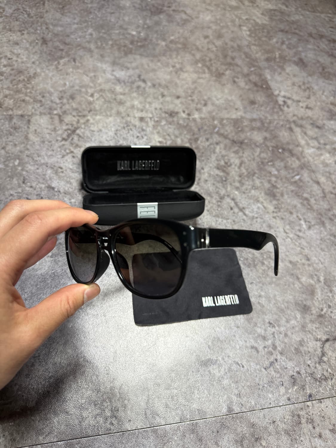 칼라거펠트 선글라스 풀박스 상품이미지2