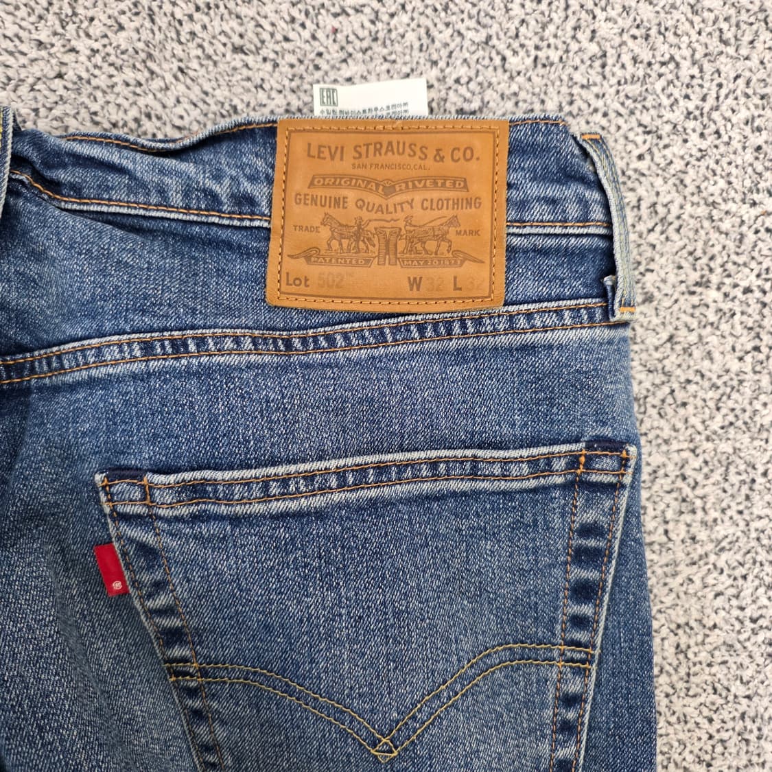 [W32 L32] 리바이스 남성 LOT 502  중청 워싱 데님 팬츠 0 상품이미지5
