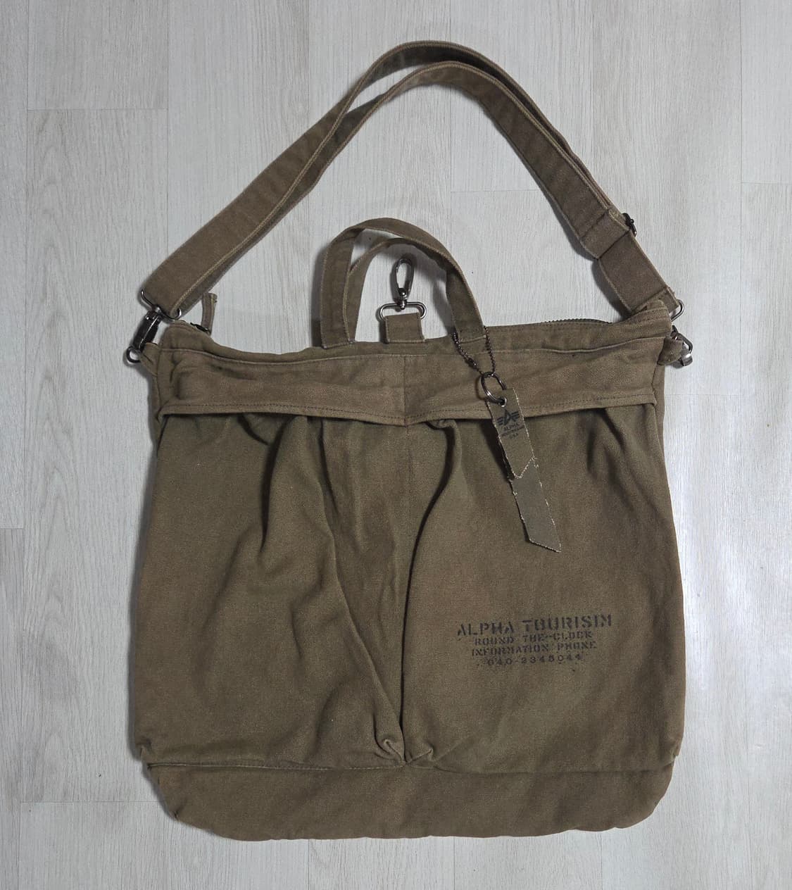 (착샷) 알파인더스트리 헬멧백 워크웨어 숄더백 상품이미지1