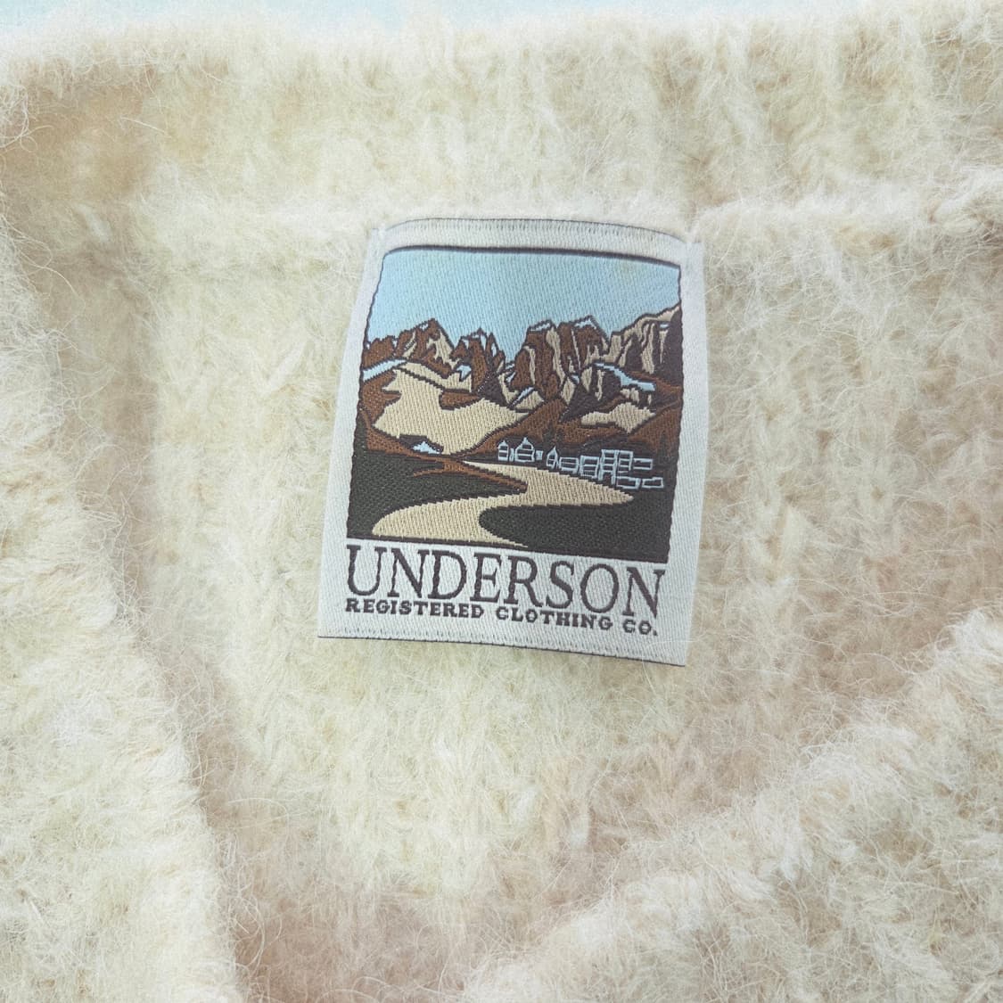 [UNDERSON] 언더슨 헤어리 몽클 니트 여성 상품이미지3