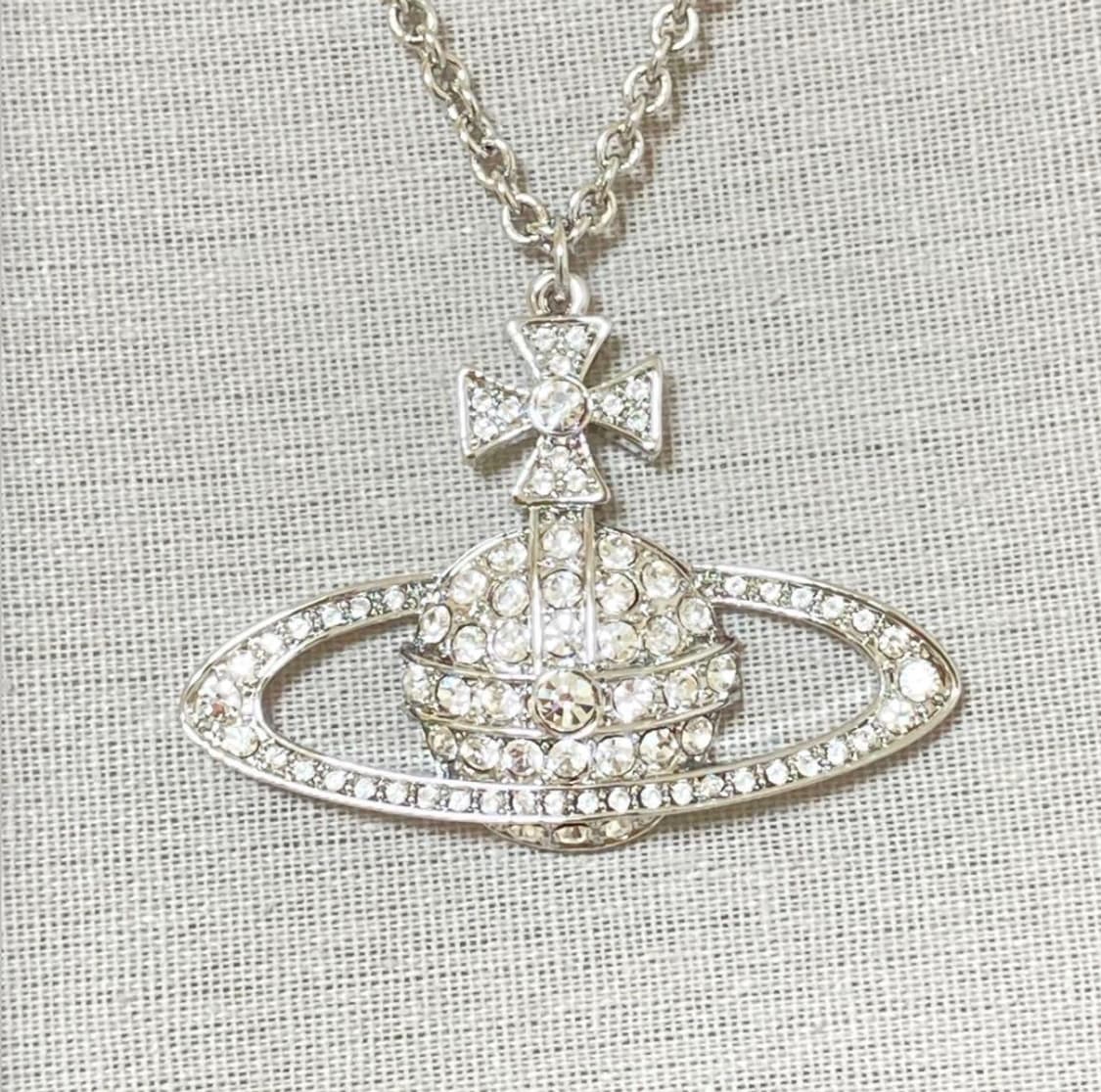 비비안웨스트우드 화이트 크리스탈 orb 팬던트 목걸이 상품이미지6