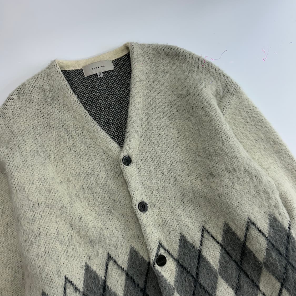 Tonywaks 토니웩 아이보리 그레이 아가일 니트가디건 상품이미지4