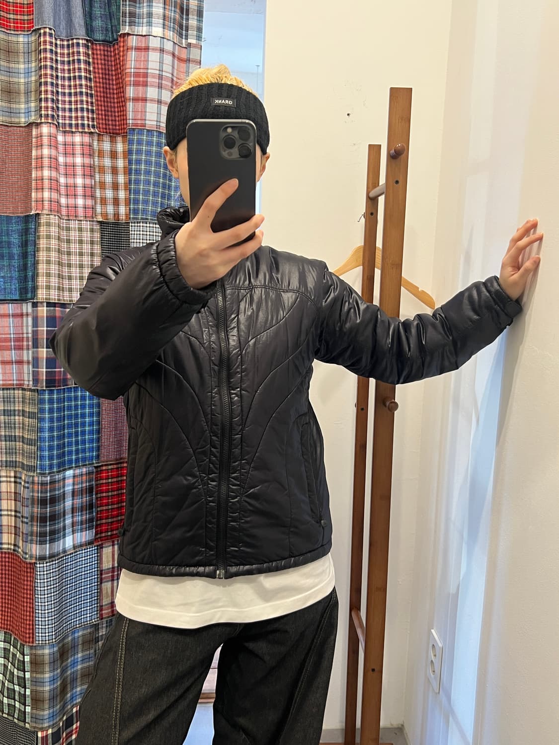 노스페이스 블랙 퀄팅 패딩 상품이미지3