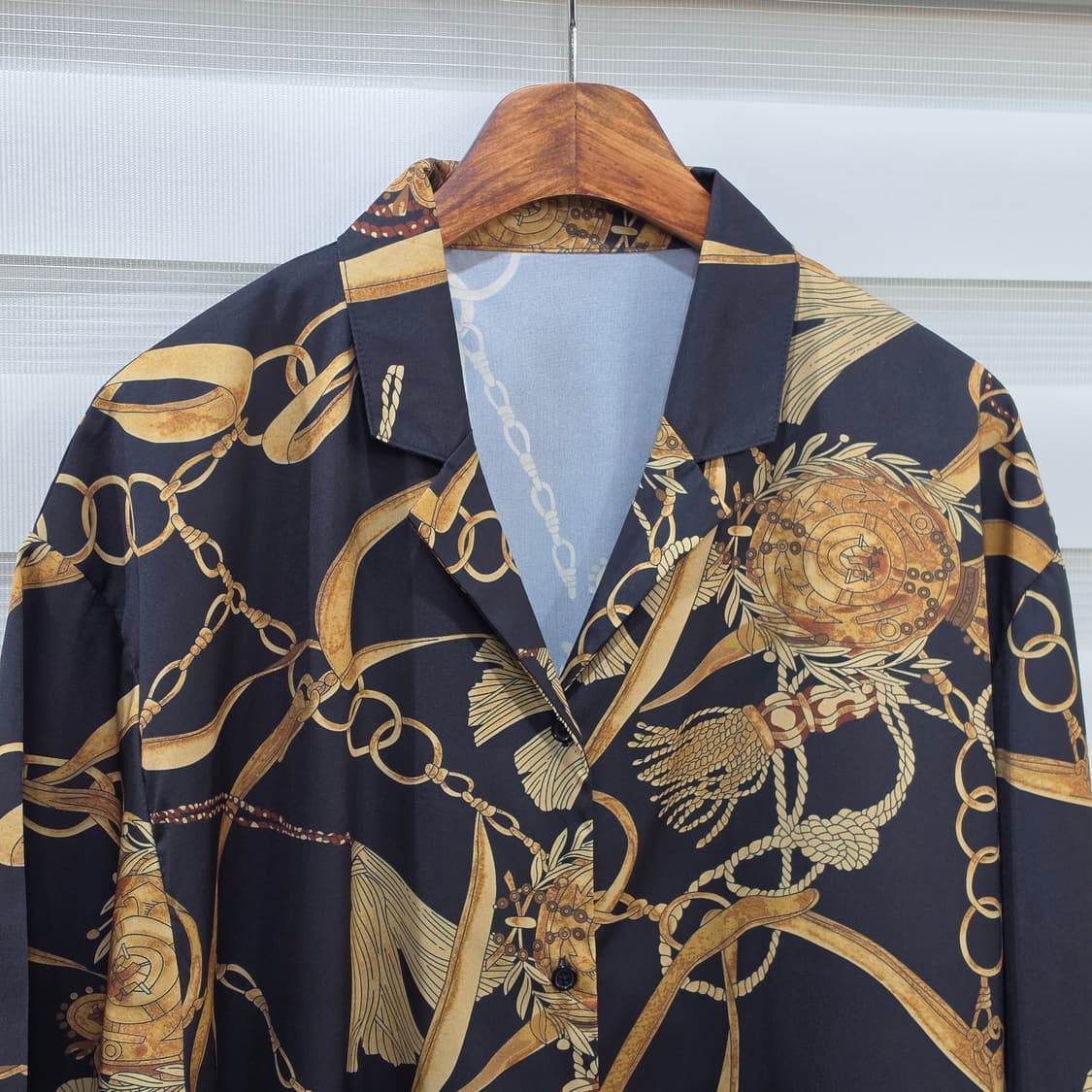 Helm 오버핏 반팔 블라우스 셔츠- 우먼M 상품이미지2