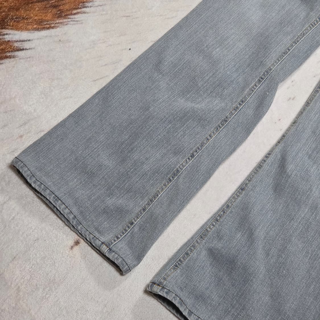 연청 그레이 데님 부츠컷 팬츠 상품이미지3