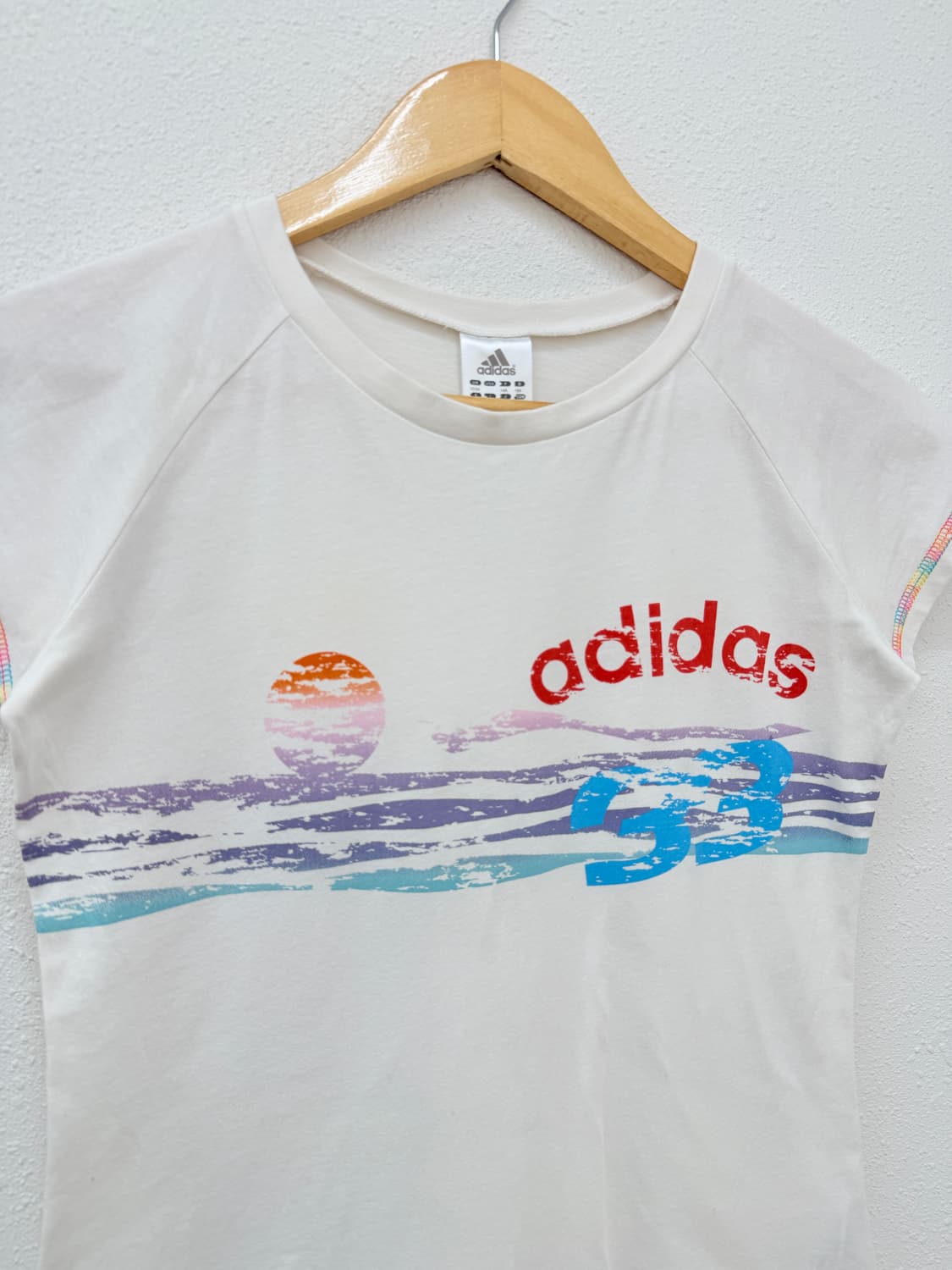 빈티지 아디다스 00‘s 로고 슬림 반팔티 상품이미지3
