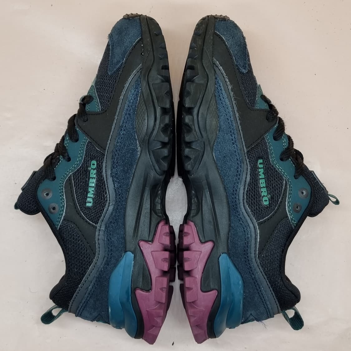 엄브로 범피 운동화 230 상품이미지5