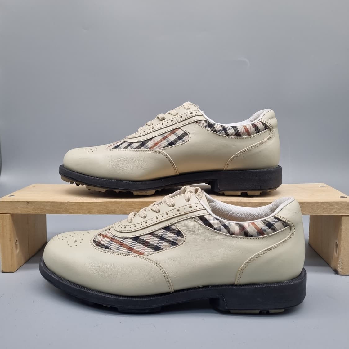 닥스 여성 골프화 실사이즈 240 상품이미지1