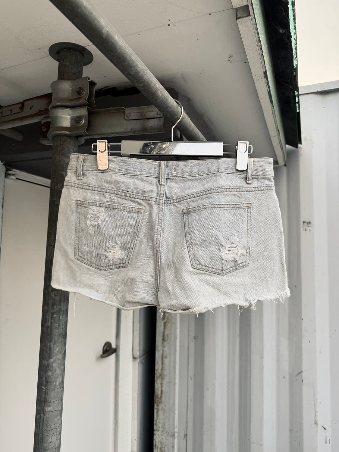 Distressed double shorts 상품이미지4