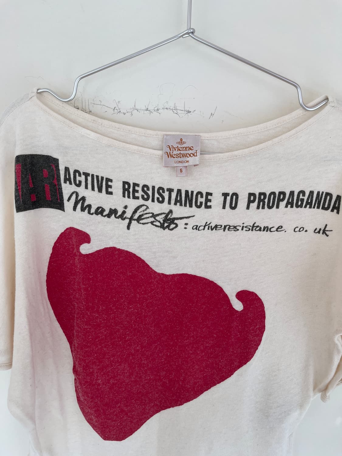 비비안 웨스트우드 Active Resistance 컬렉션 티셔츠 상품이미지7