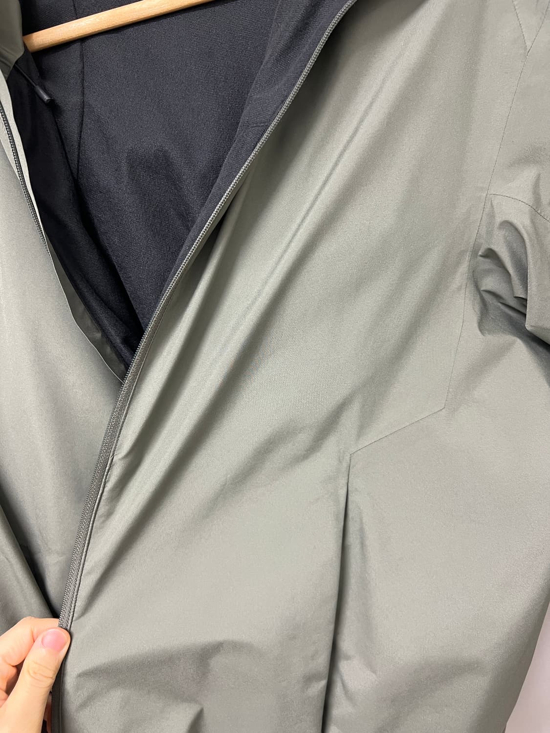 아크테릭스 솔라노 후디 men - m사이즈 상품이미지3