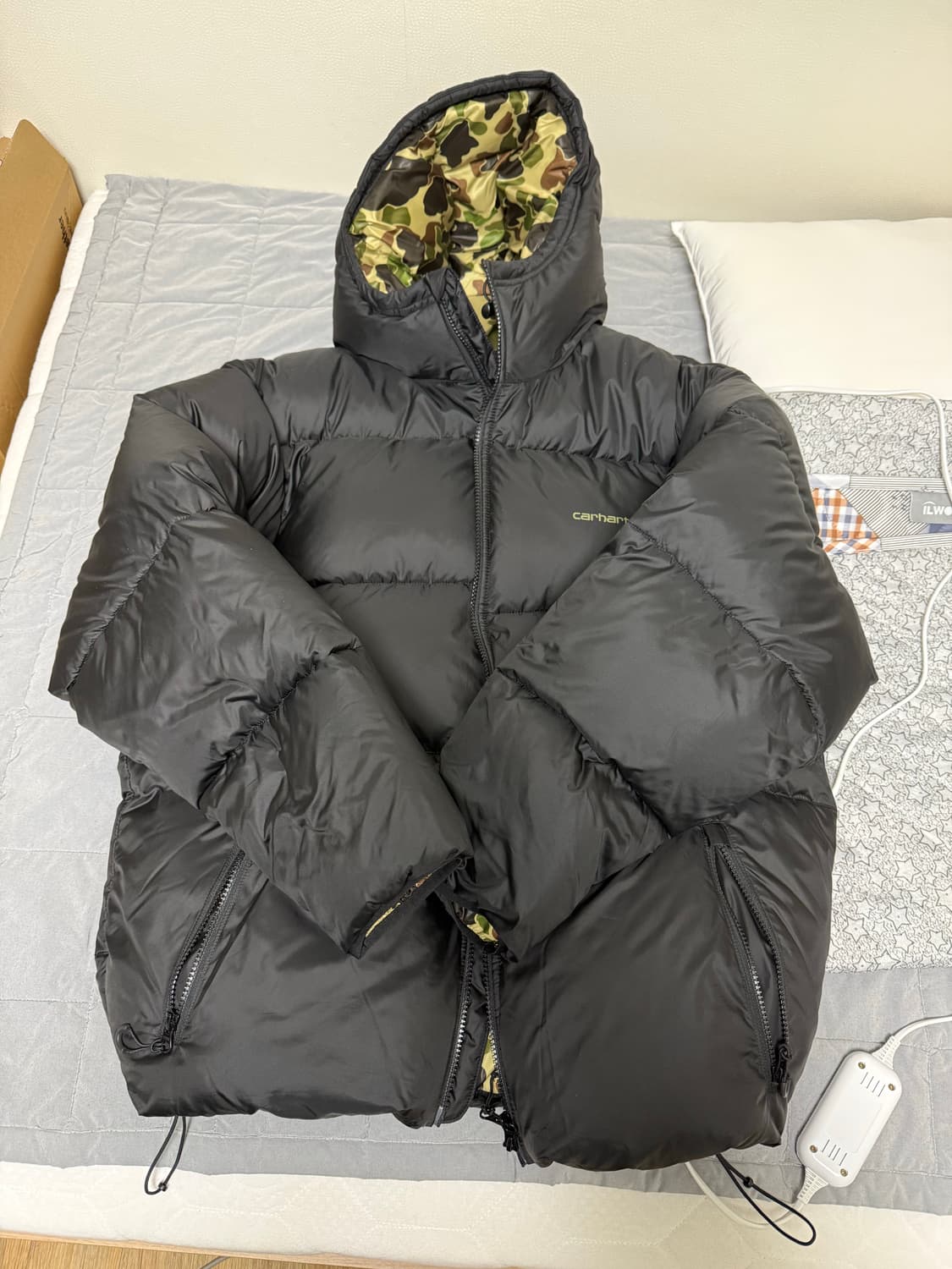 칼하트 WIP 패딩 토론토 자켓 블랙 카모 덕 M 상품이미지1