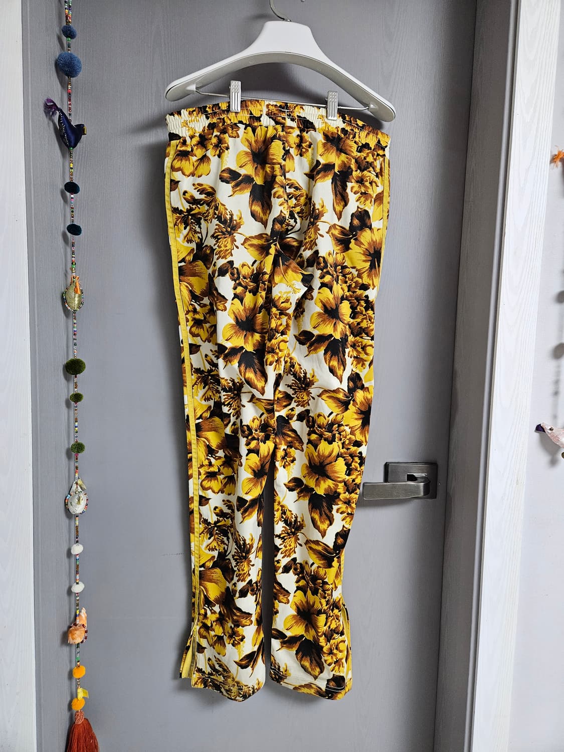 아디다스 제레미스캇 꽃무늬 트랙 팬츠 M 상품이미지4