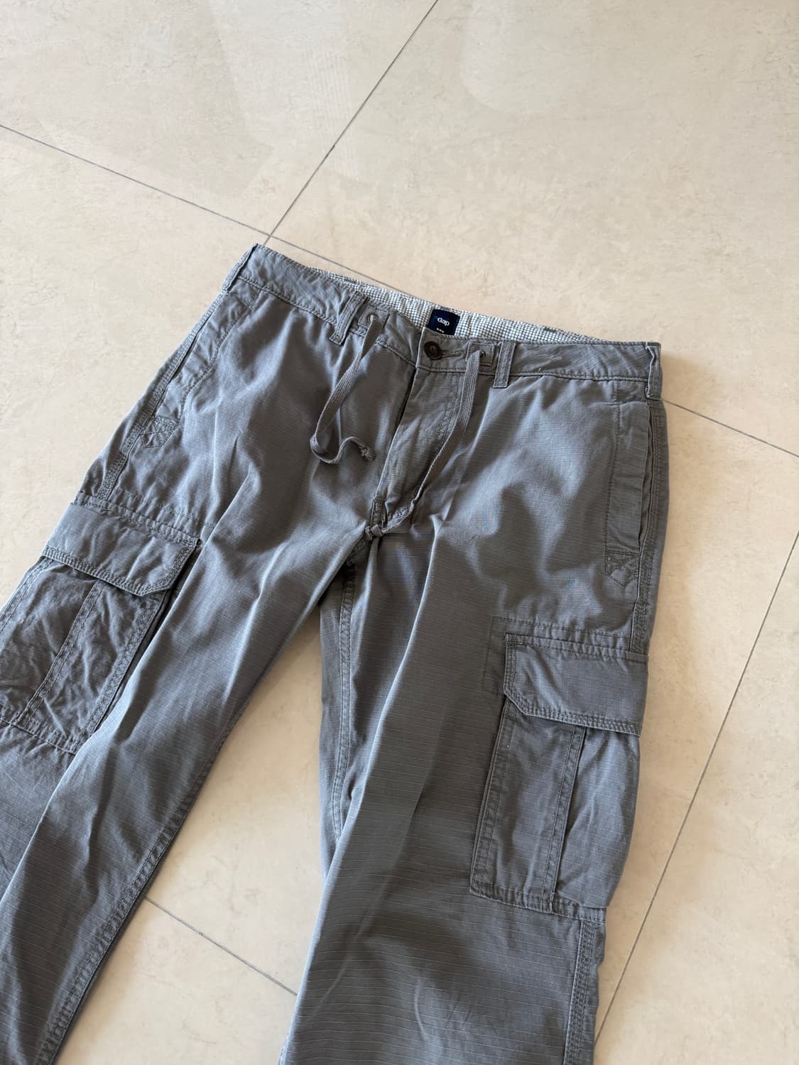 Gap 립스탑 그레이 카고팬츠 상품이미지2