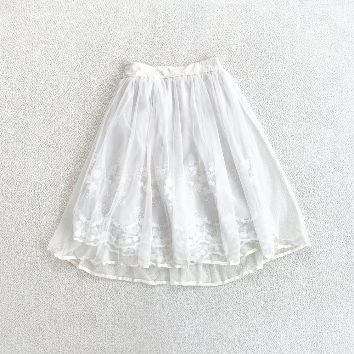 엑시즈팜 ♥ 화이트페어리 꽃 자수 스커트 상품이미지2