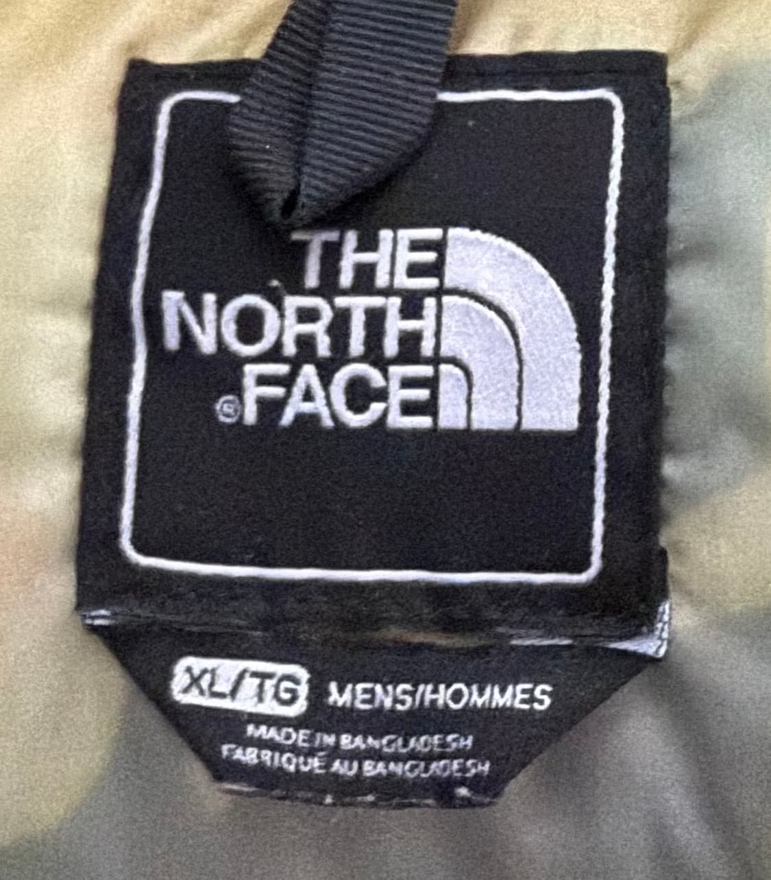 노스페이스 카모 센터로고 눕시 700 패딩 상품이미지3