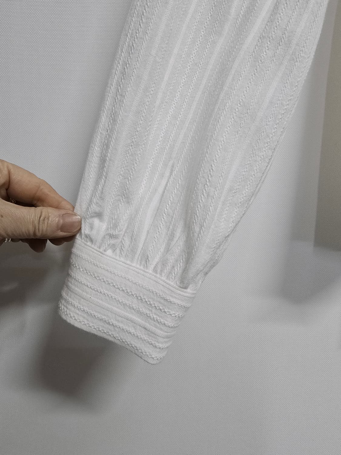 틸아이디 화이트 리본 블라우스 긴팔 상품이미지4